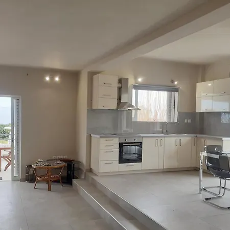 Villa Sea Side Kiáto